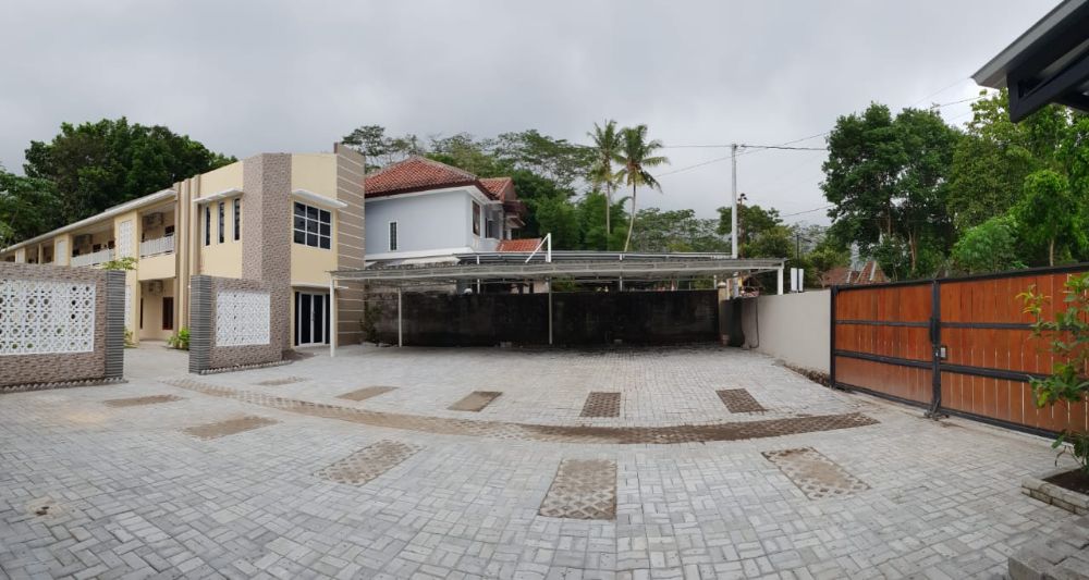 KOST PUTRA EKSKLUSIF UII Terpadu  Lan Horse ť Image