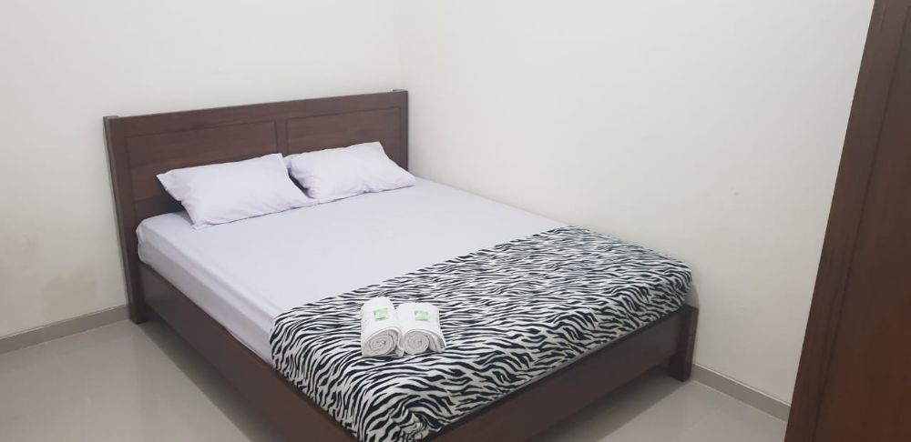 KOST PUTRA EKSKLUSIF UII Terpadu  Lan Horse ť Image