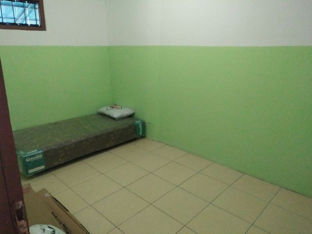 Kost Putri Anggrek Garuda Image