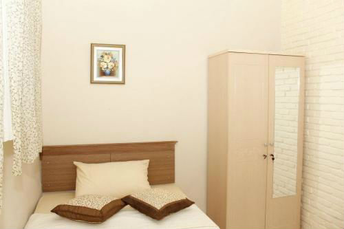 Kost Wanita di Kebayoran Baru    Rumah Andung Homestay Image