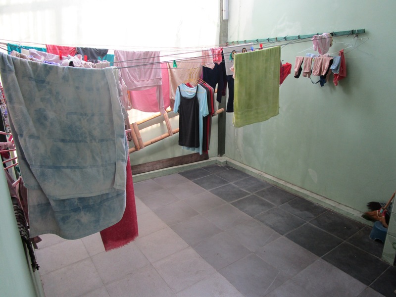 Olivia Kos Putri Exclusive Murah Dekat UNS Kentingan Solo Image