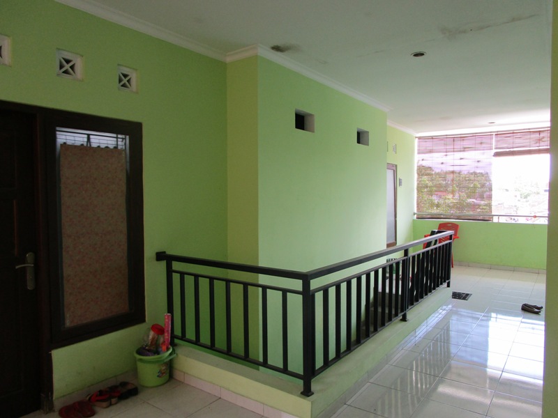 Olivia Kos Putri Exclusive Murah Dekat UNS Kentingan Solo Image