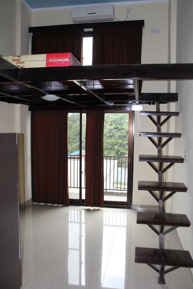 Pats House Kost Bergaya Jepang Image