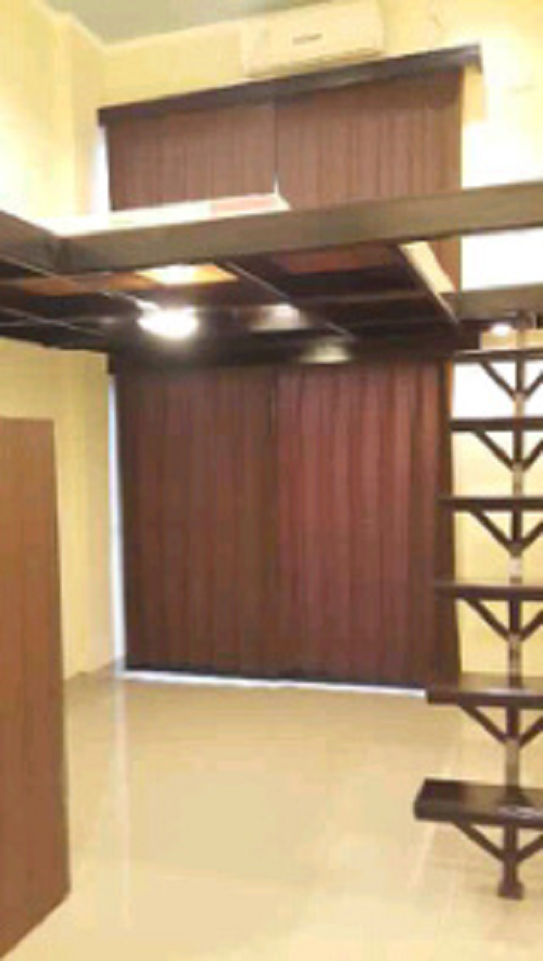 Pats House Kost Bergaya Jepang Image