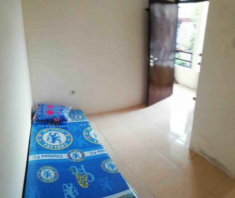 Raena Kost Putri Image