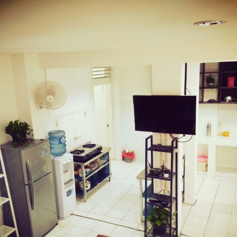 Rumah Kost Slipi Anggrek Neli Murni Image