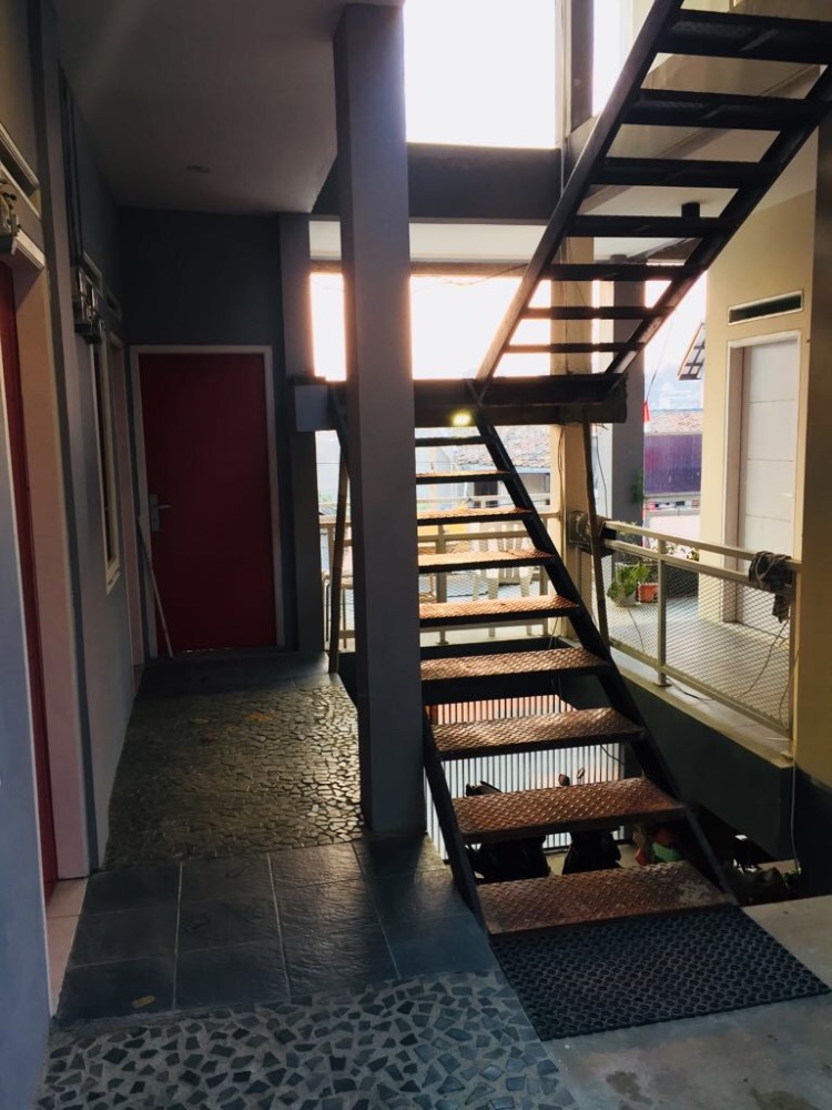 sedia kamar kost cisitu lama dago bandung Image