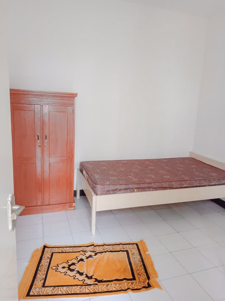 Terima kos putra/i Image