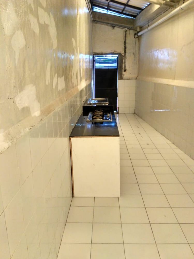 terima kost putra / putri Image