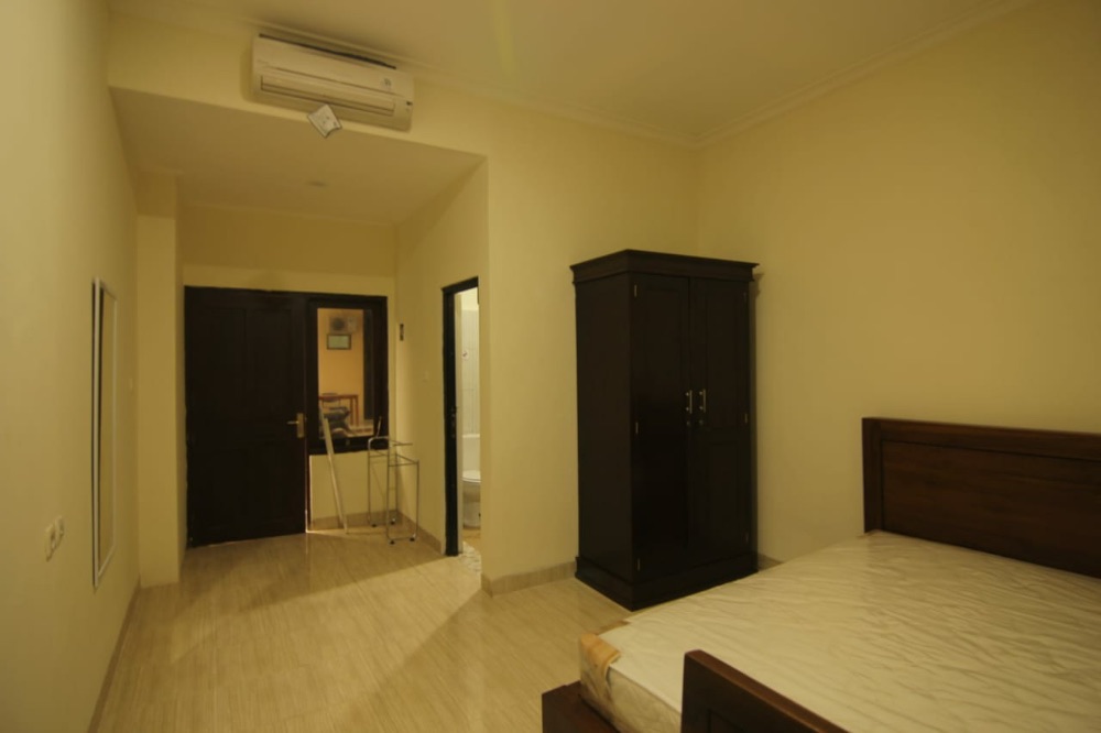 TIARA EXCLUSIVE KOST Image