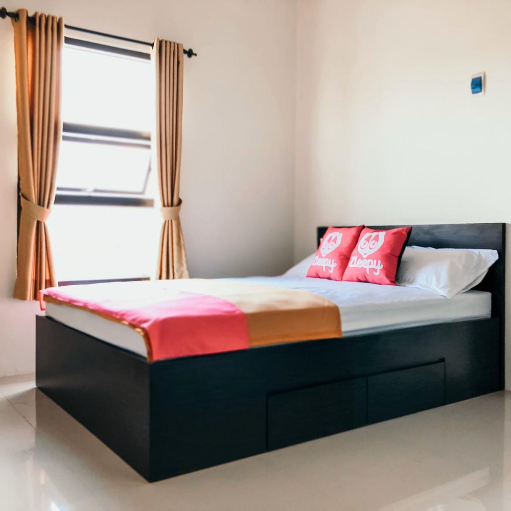 Zleepy @ Gramada Kesambi Image