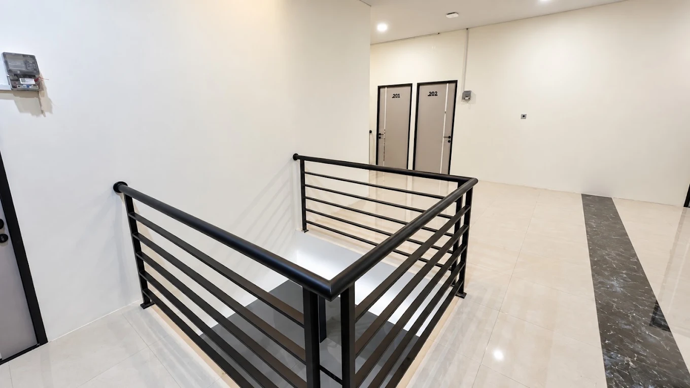 Djuragan Kamar - Djuragan Kamar Amalfi Lingga Image
