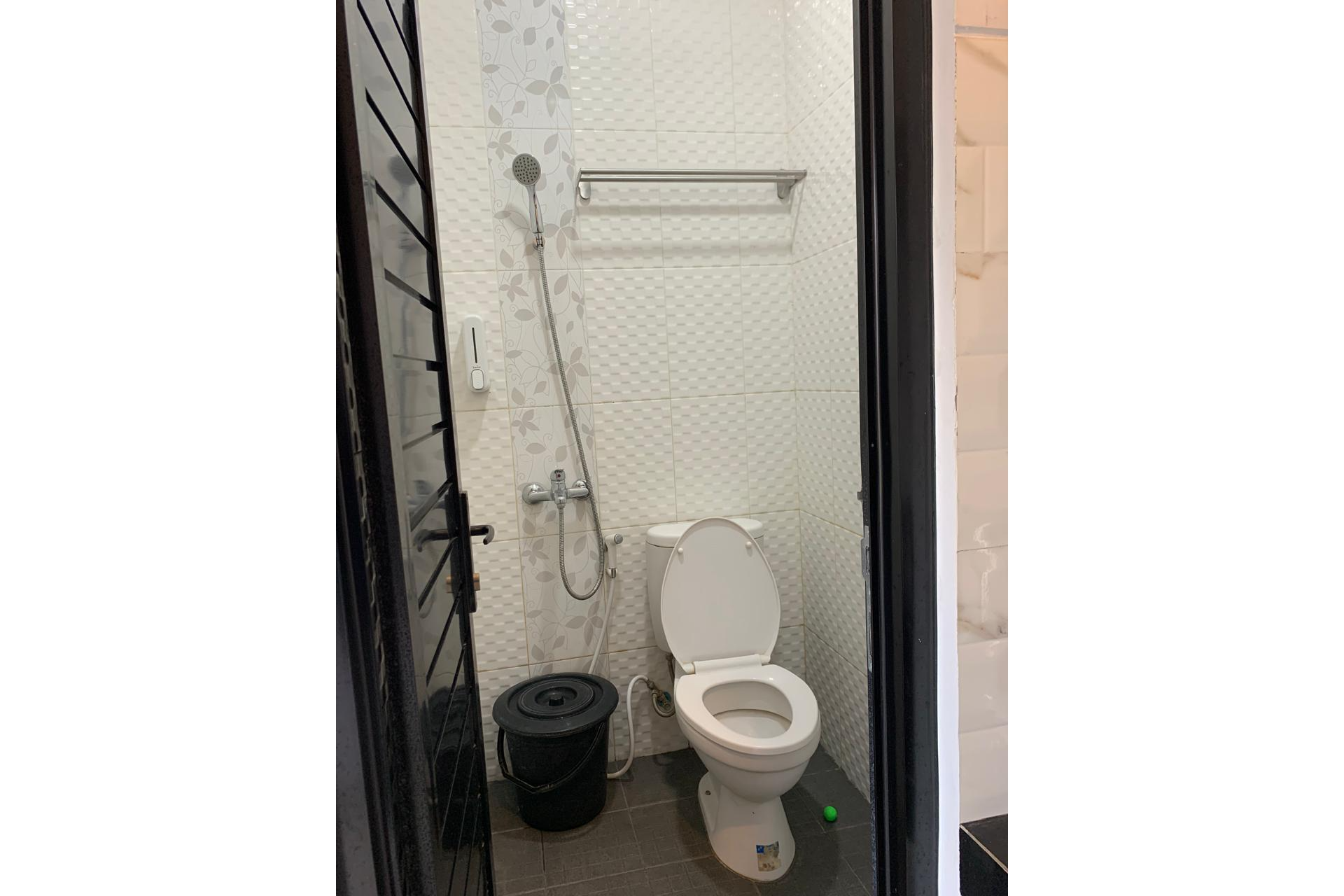 Djuragan Kamar - Kaira Room Guest House Syariah Image