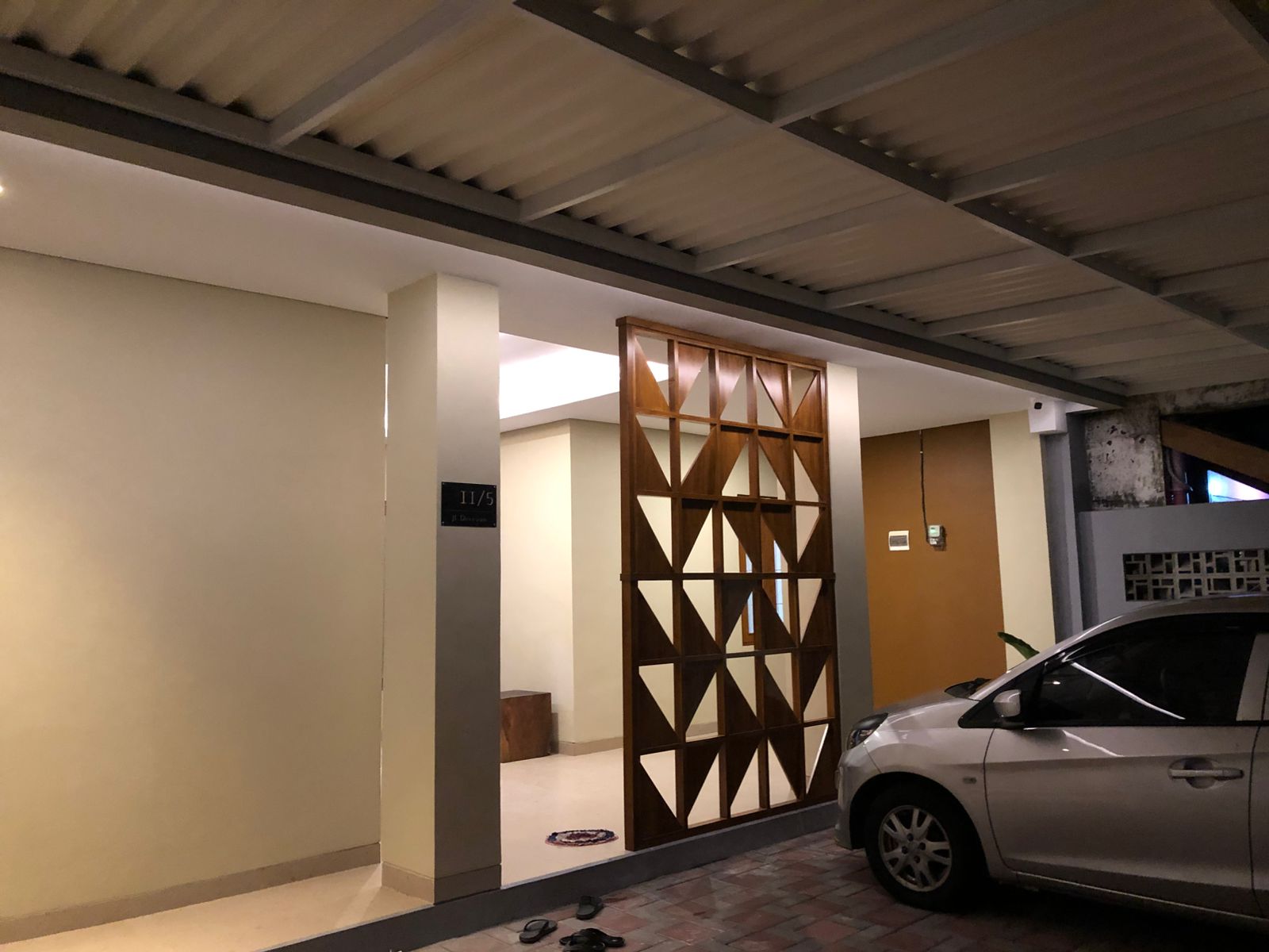 Djuragan Kamar - Tempuran Suites Deresan Image