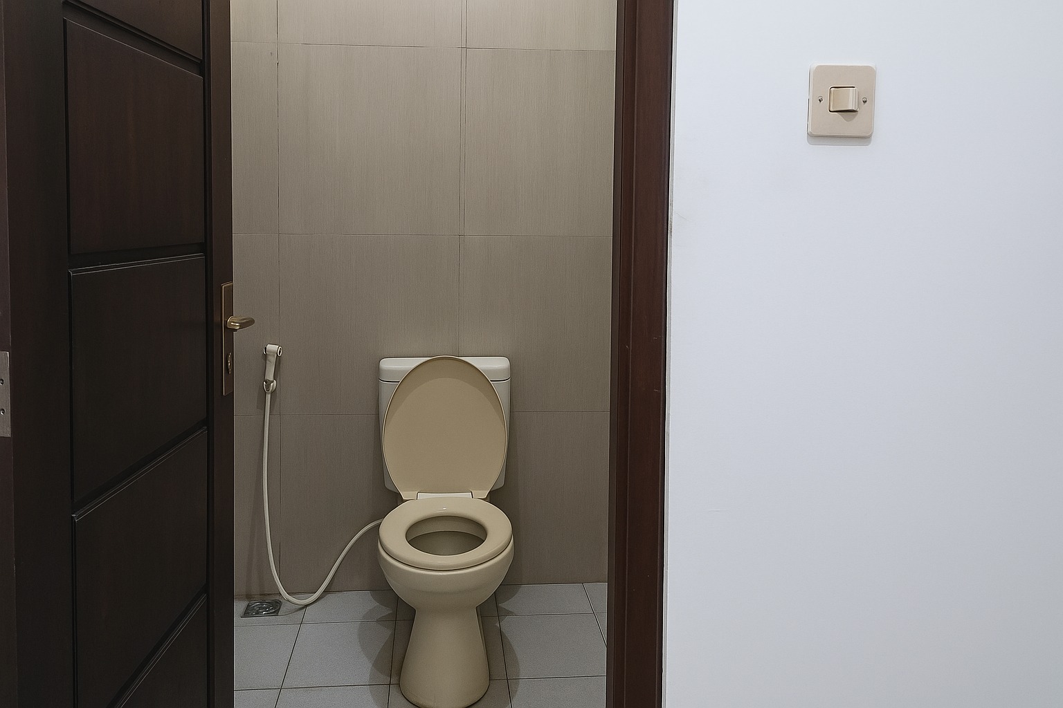 Djuragan Kamar - Lestari Guesthouse Image