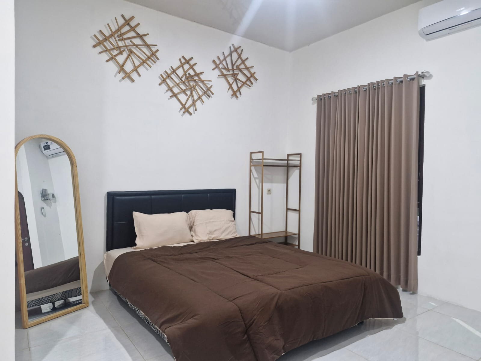 Djuragan Kamar - Drea Room Palagan Image