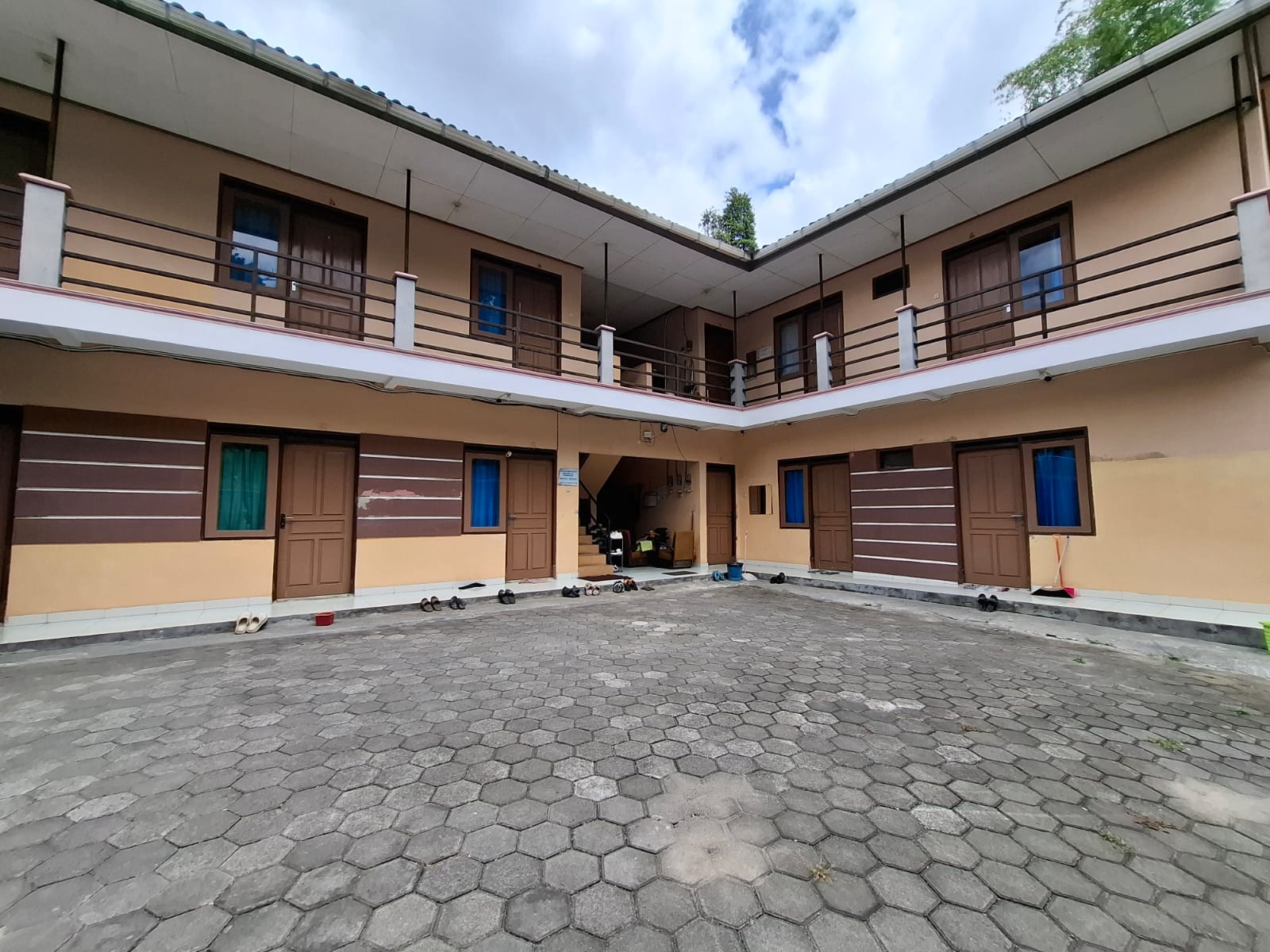 Djuragan Kamar - Kost Kita Image