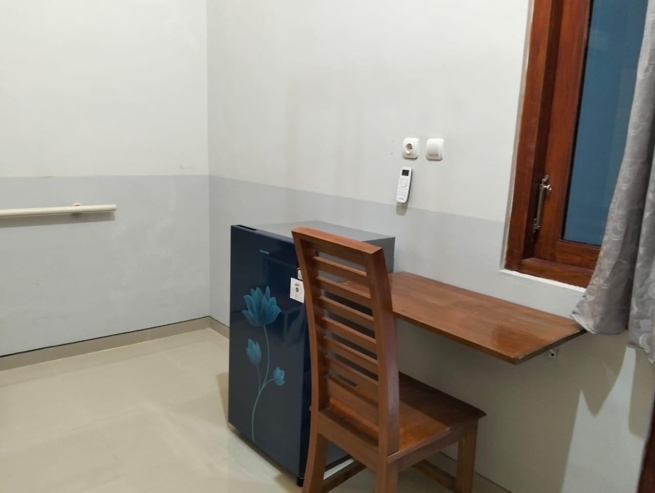 Djuragan Kamar - Sumber OIKOS Image