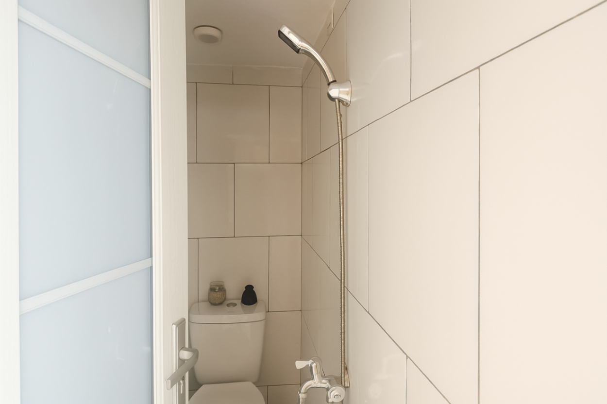 Djuragan Kamar - Kost Finch VI Mezzanine Image