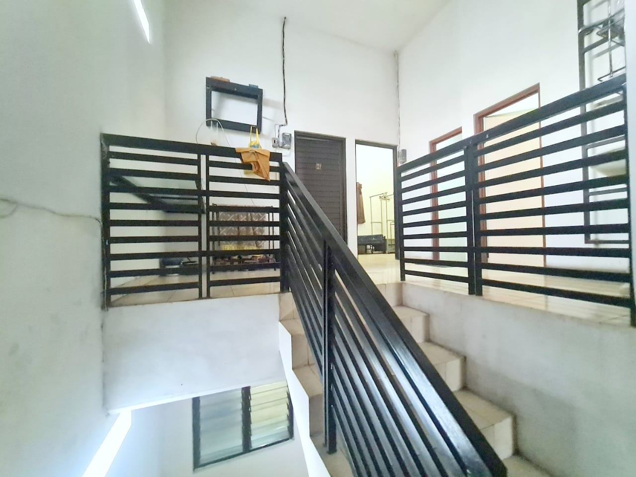 Djuragan Kamar - Kost Karang Rejo 90 AC dan non AC murah dan bersih Dekat Unika Semarang Image