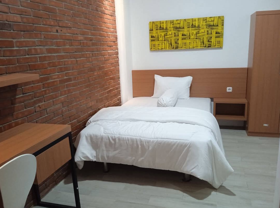 Kost putri kalinara Image