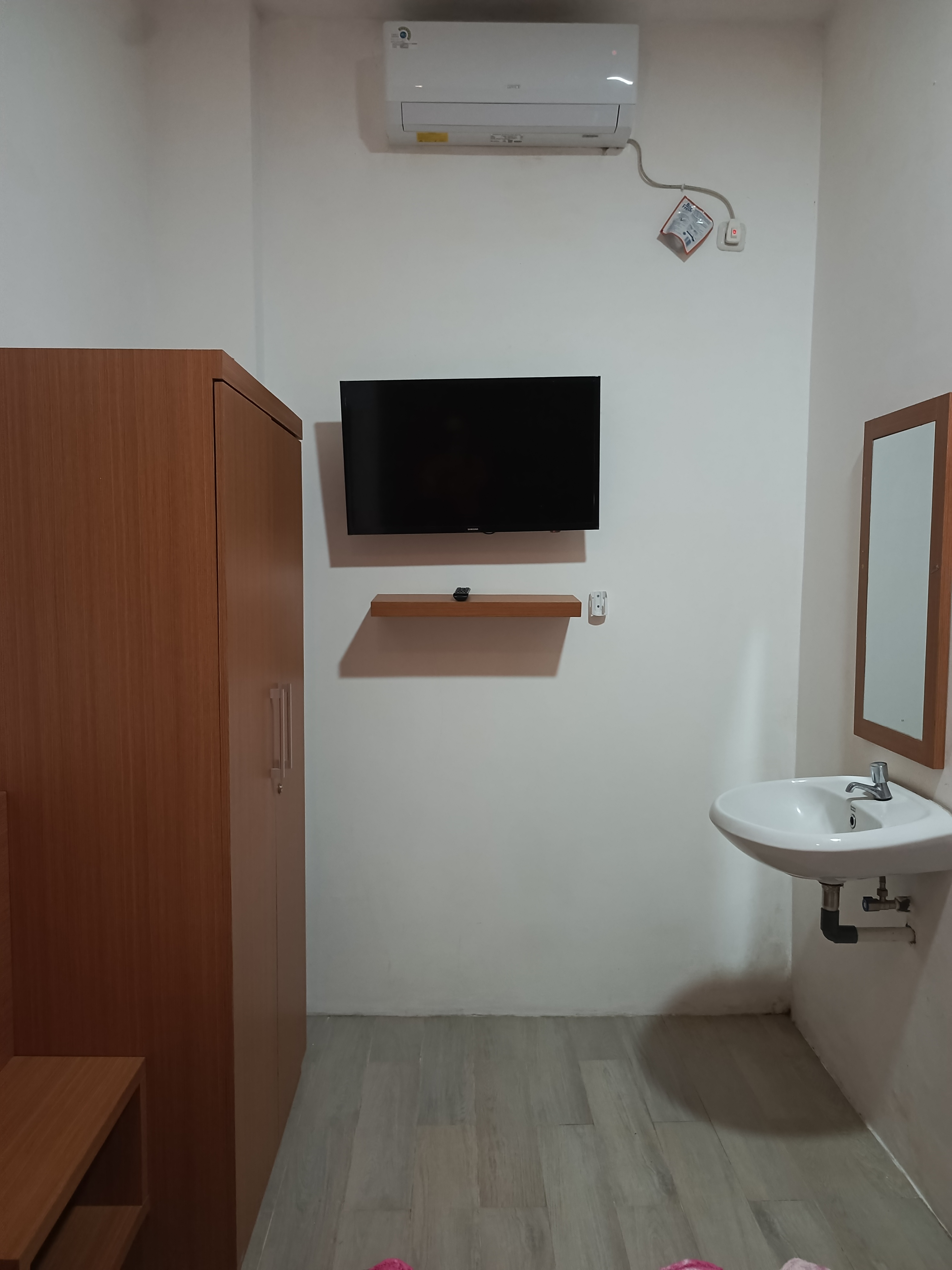 Kost putri kalinara Image