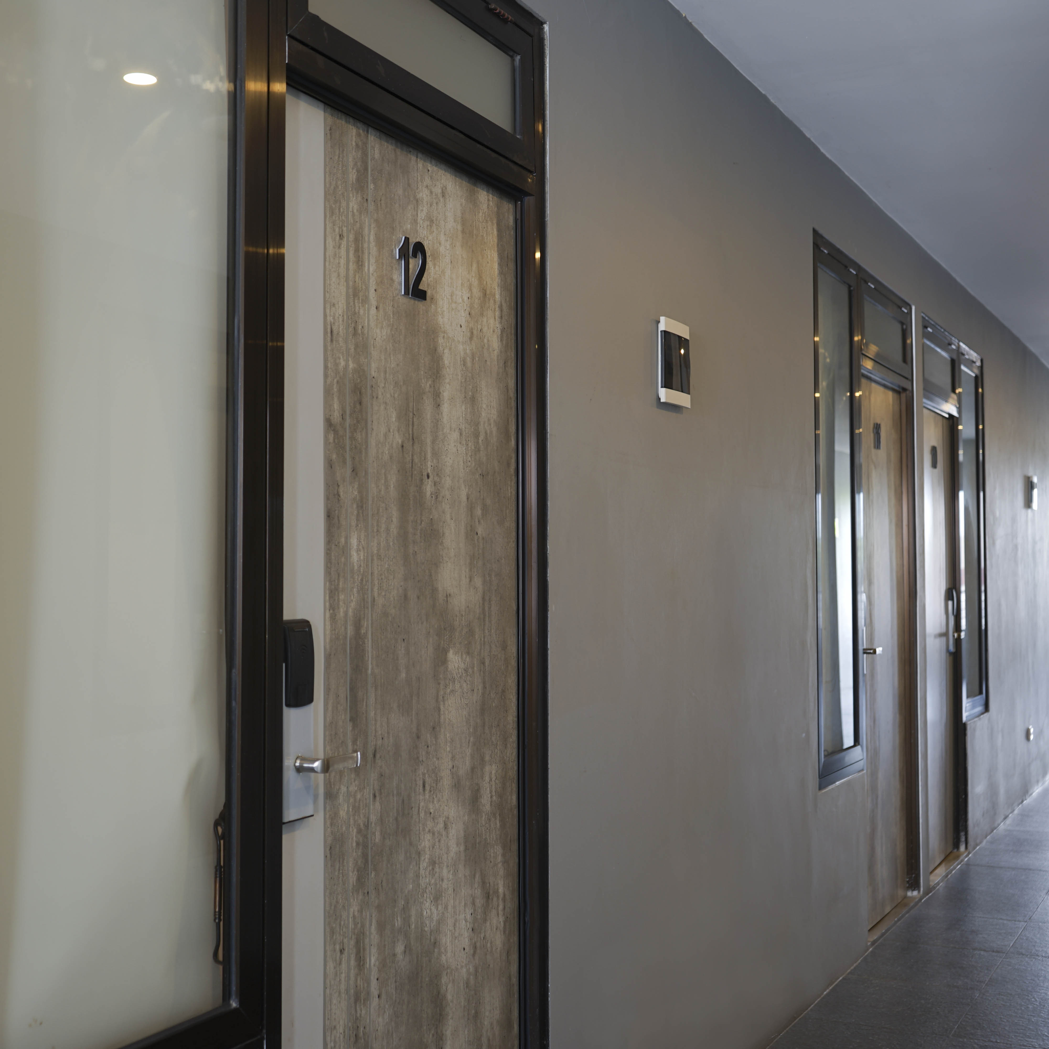 Djuragan Kamar - Djuragan Kamar Gunung Anyar Image