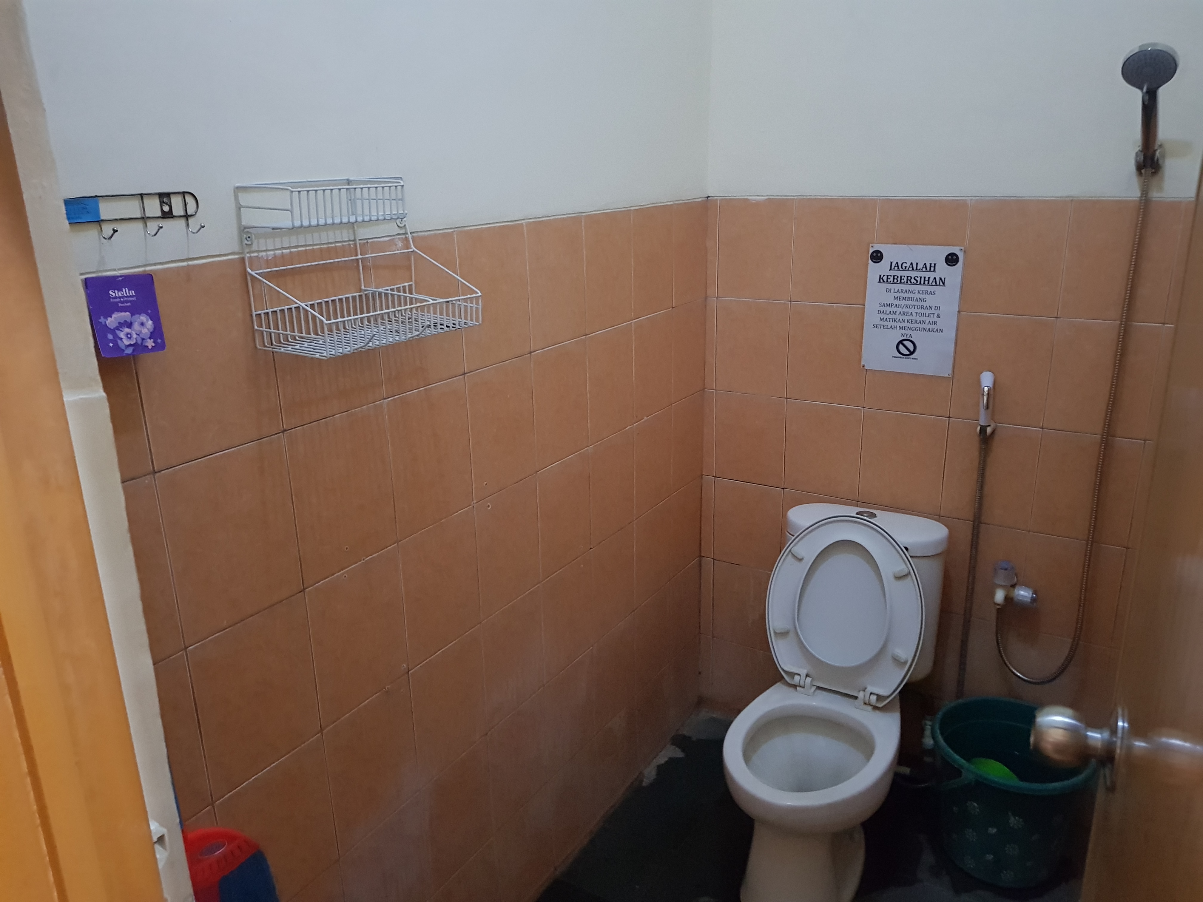 kosan bebas aman nyaman wisma RoSa I JakTim Image