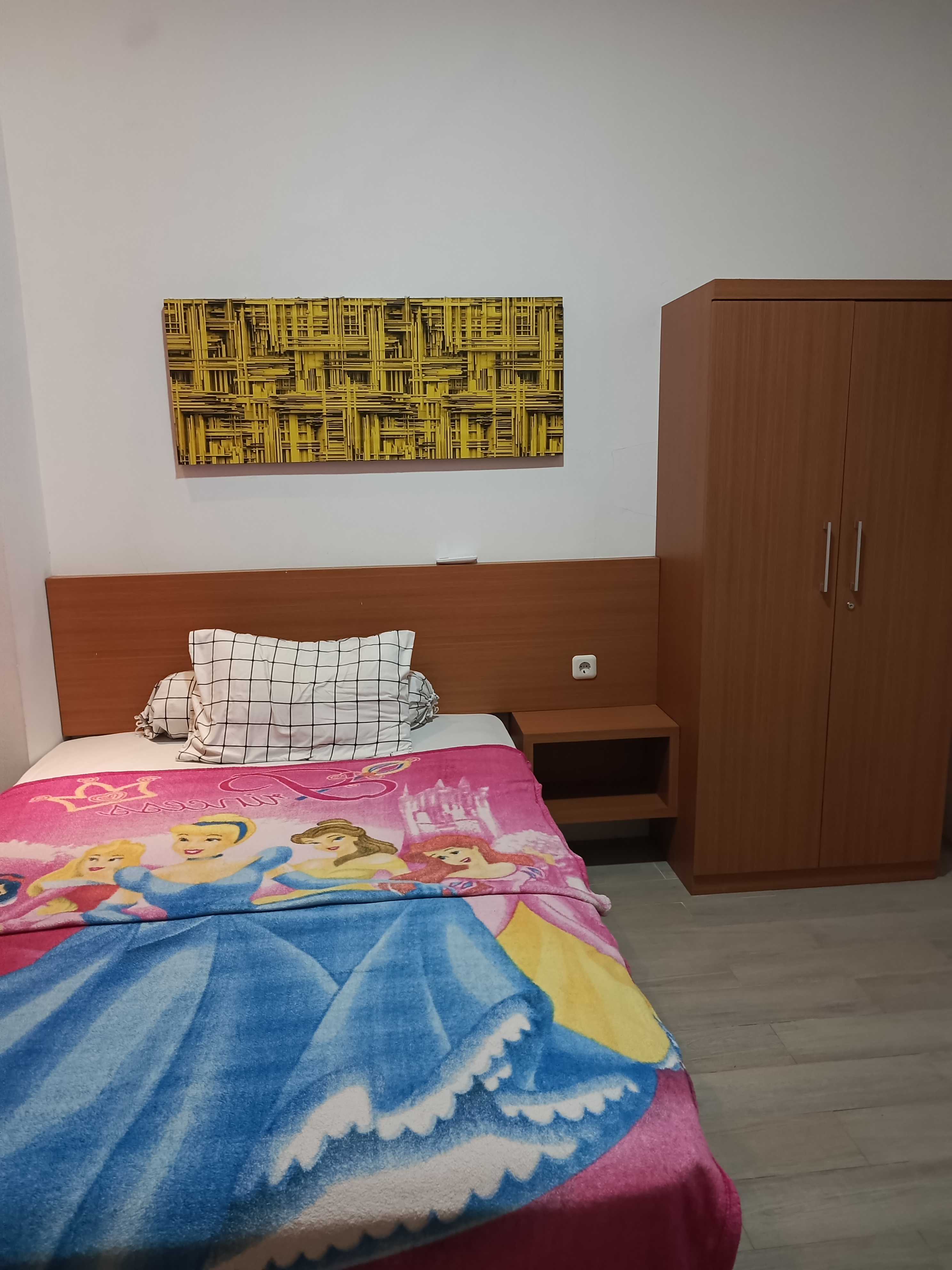 Kost putri kalinara Image