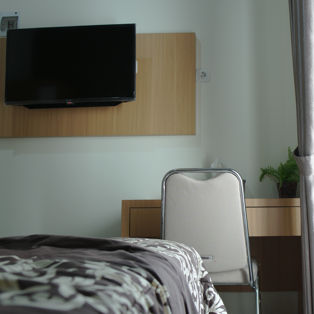 Djuragan Kamar Kayon Image