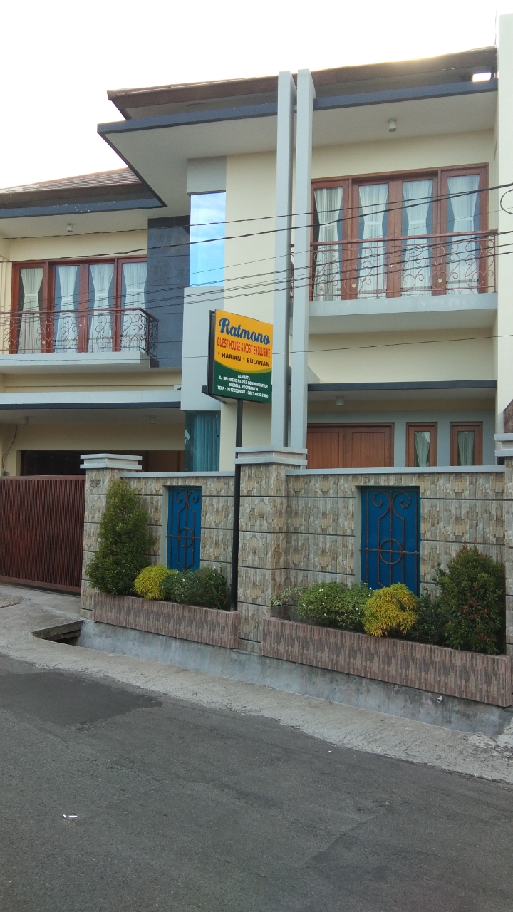 Ratmono Guesthouse Image