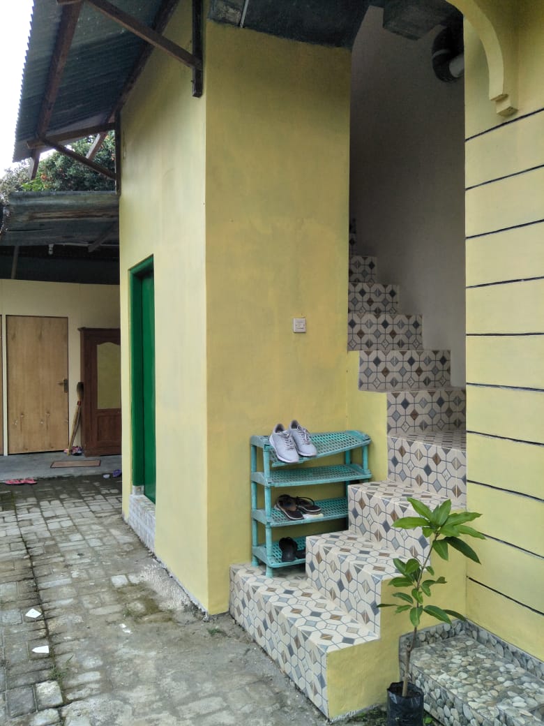 Kost Putri Survive Image