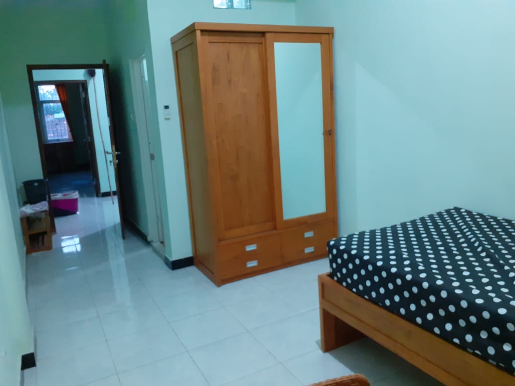 Rhona Guest House and Kost Image