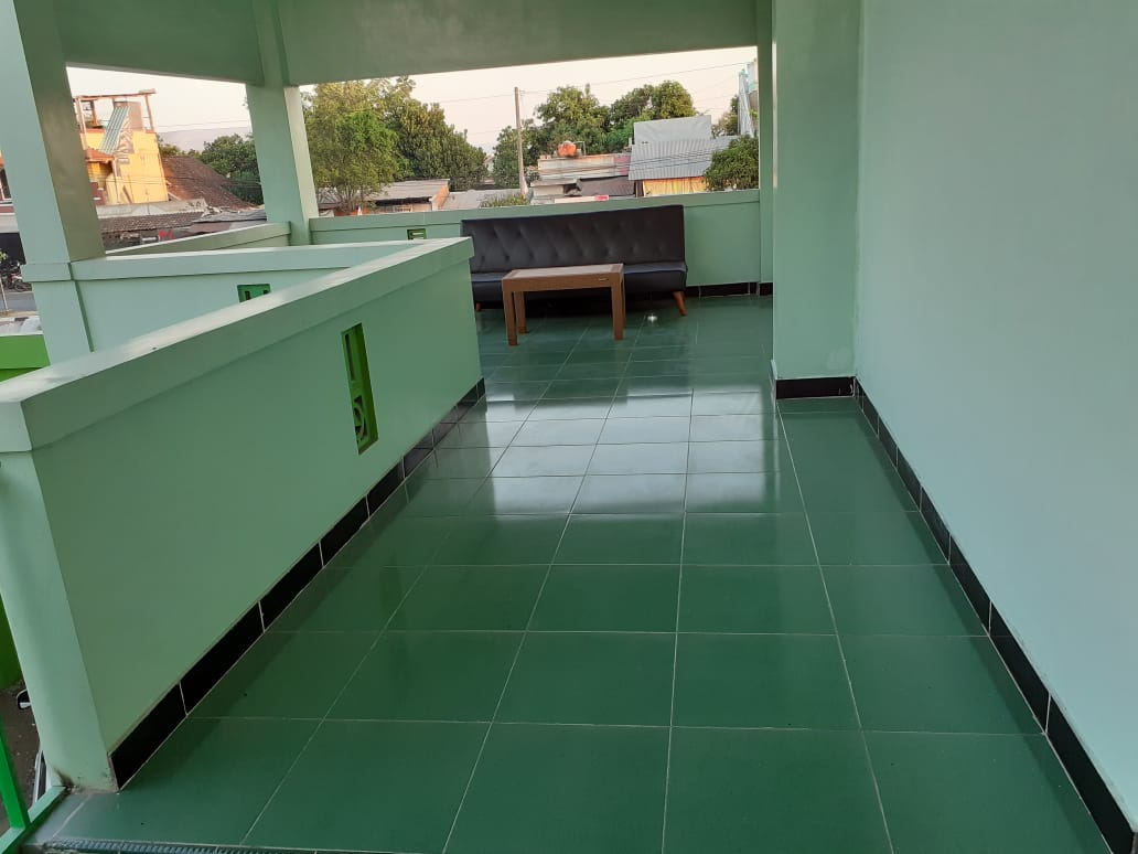 Rhona Guest House and Kost Image