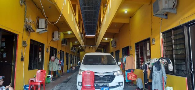 Kost The Red Colour Wall Image