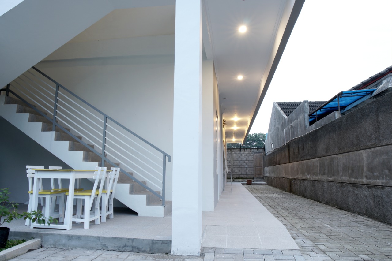 Djuragan Kamar Nogotirto Image