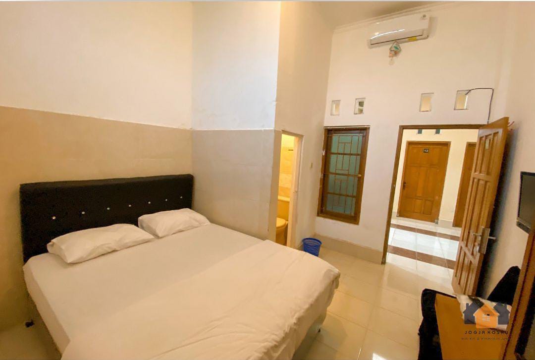 DJURAGAN KAMAR TAJEM Image