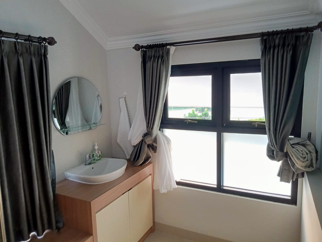 Bunga Jepun Rumahku Image