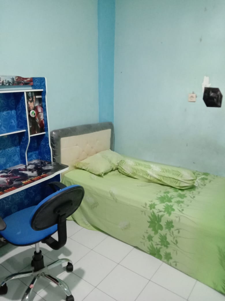 kost ptra bu hj sri sulasmi Image
