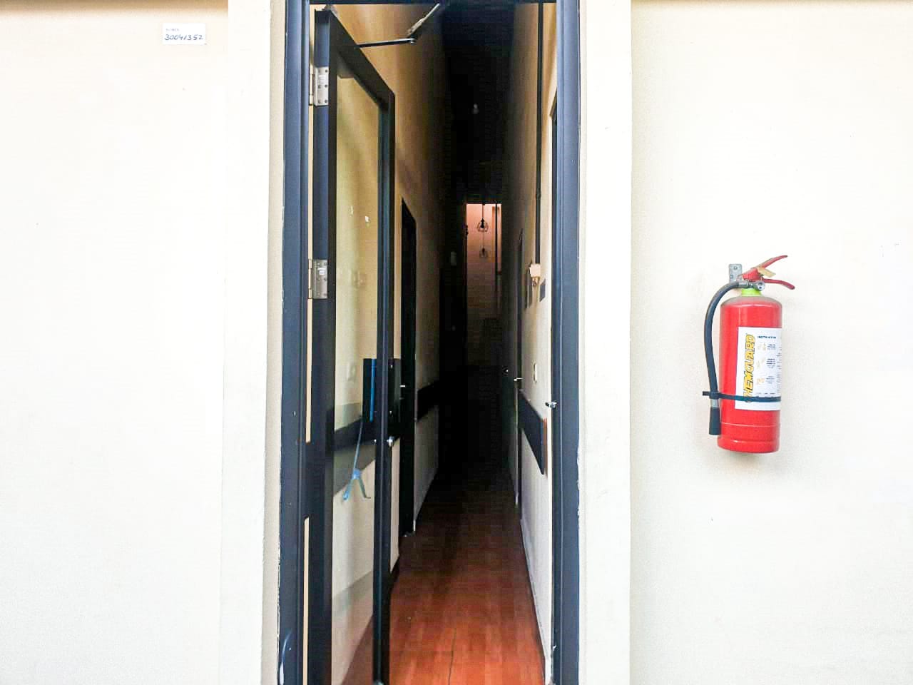 Kost Pria Wanita Swasembada dekat Pelabuhan Priok, Maritim Tower, Astra Sunter, Kelapa Gading, Kantor Walikota Image