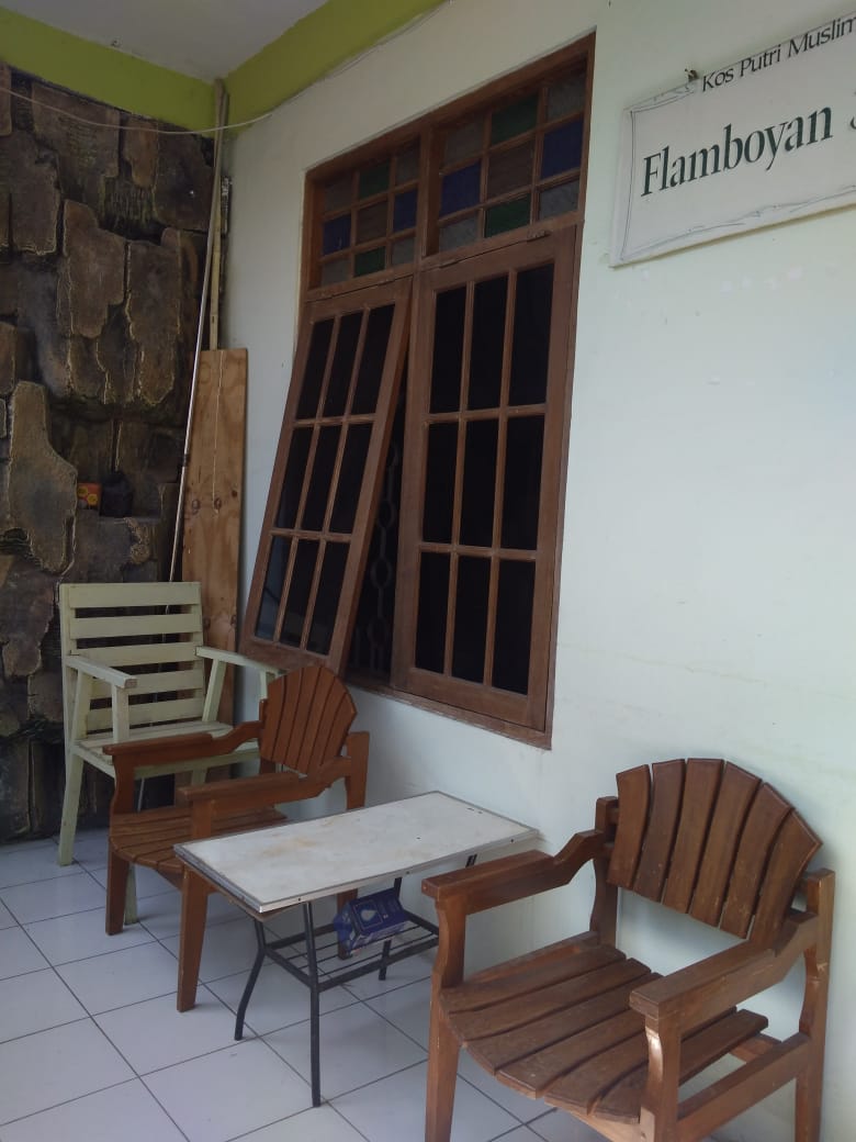 kost putri flamboyan Image