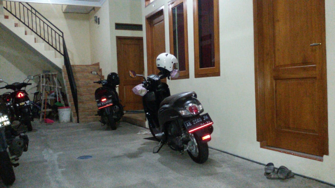 Kost Putri Margorejo Image