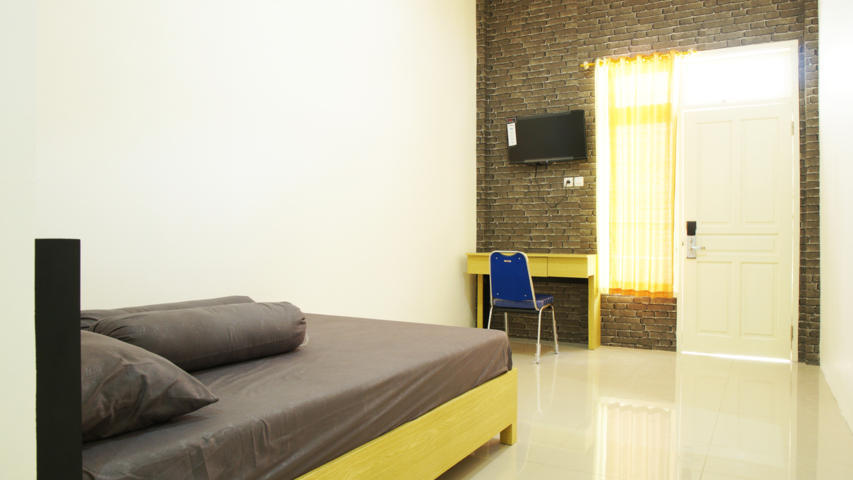 Djuragan Kamar Karangnongko Image