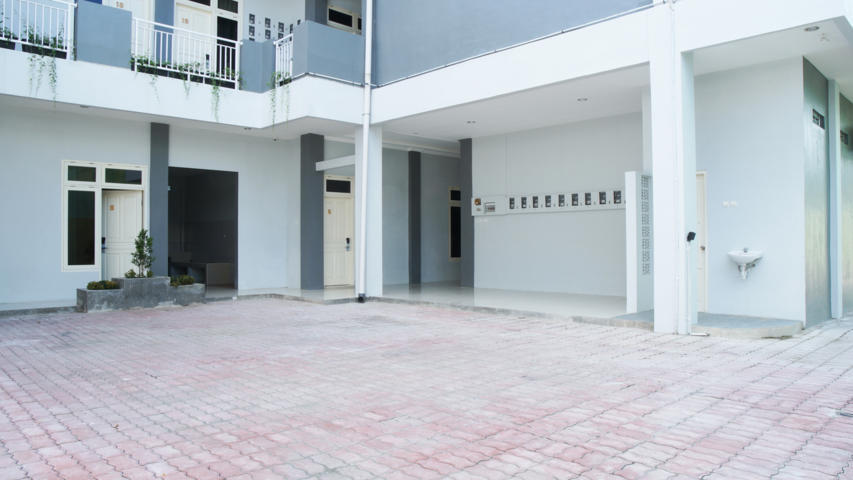 Djuragan Kamar Karangnongko Image