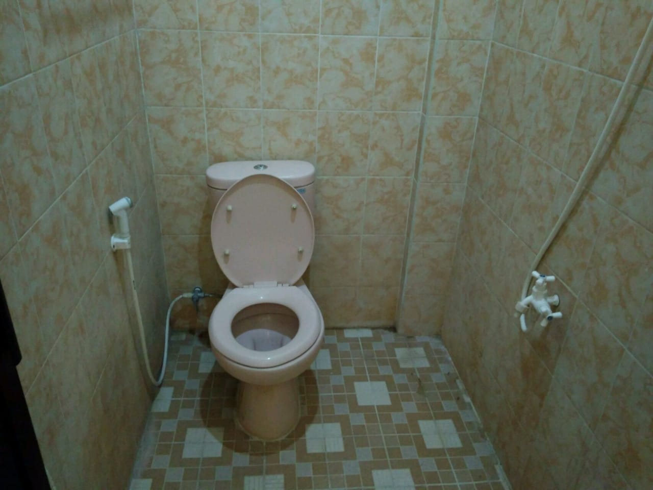 Wisma Putri 2000 Tiga (Kinanti 7A) Image