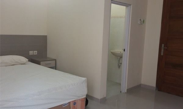 Krisan Rumah Kost Image